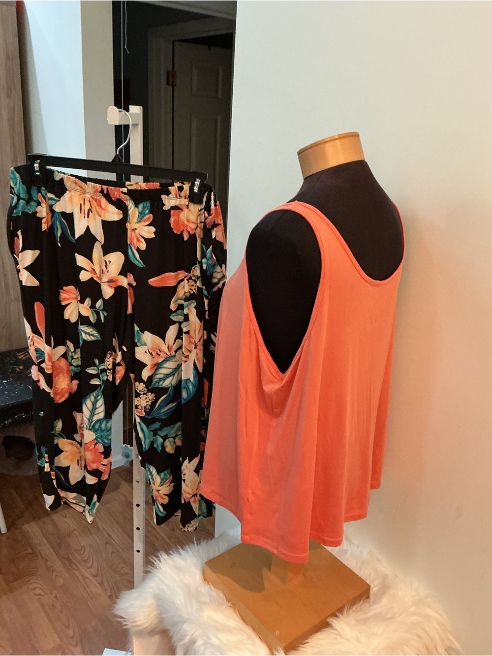 Lilac + London Coral Floral Pajama Lounge Set Size 1X NWT - Picture 3 of 14